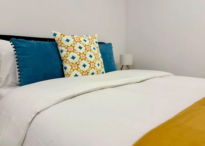 Aurora Abode Апартаменты Калдаш-да-Раинья