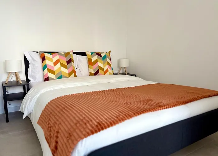 Апартаменты Aurora Abode *