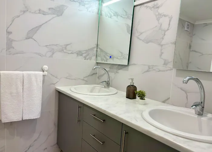 Aurora Abode Апартаменты