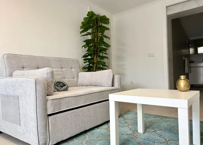 Aurora Abode Апартаменты