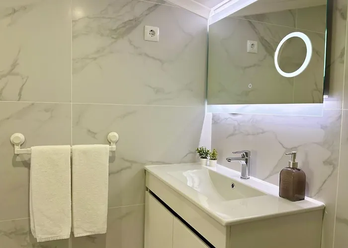 Апартаменты Aurora Abode *